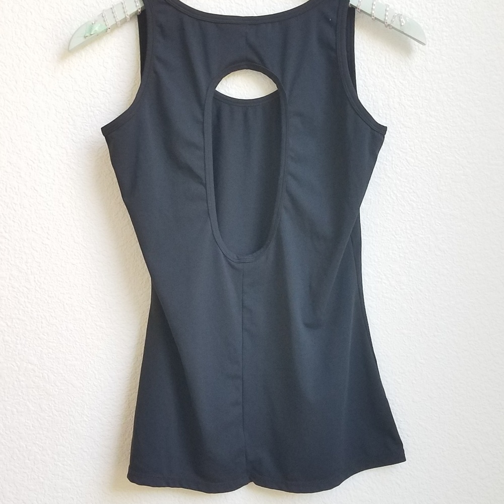 Fabletics Tank Top EUC - Picture 2 of 3